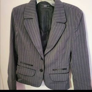 💎HOST PICK💎~ Pin Stripe Blazer🧑‍💼